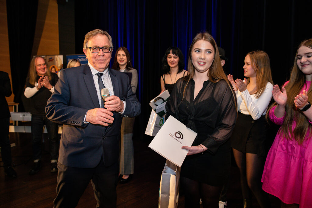 I miejsce w X edycji Powiatowego Konkursu Piosenki Obcojęzycznej